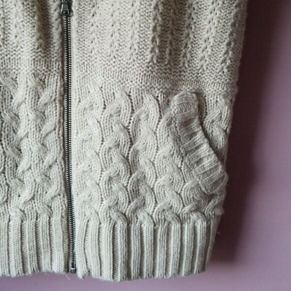 FAUX Fur Collar Cardigan Zip Vest 89th & Madison - Picture 3 of 6